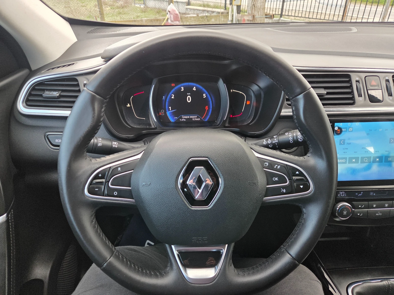 Renault Kadjar 1.2 T KAYLESS GO* STAR-STOP* NAVI* LED* , снимка 7 - Автомобили и джипове - 54028825
