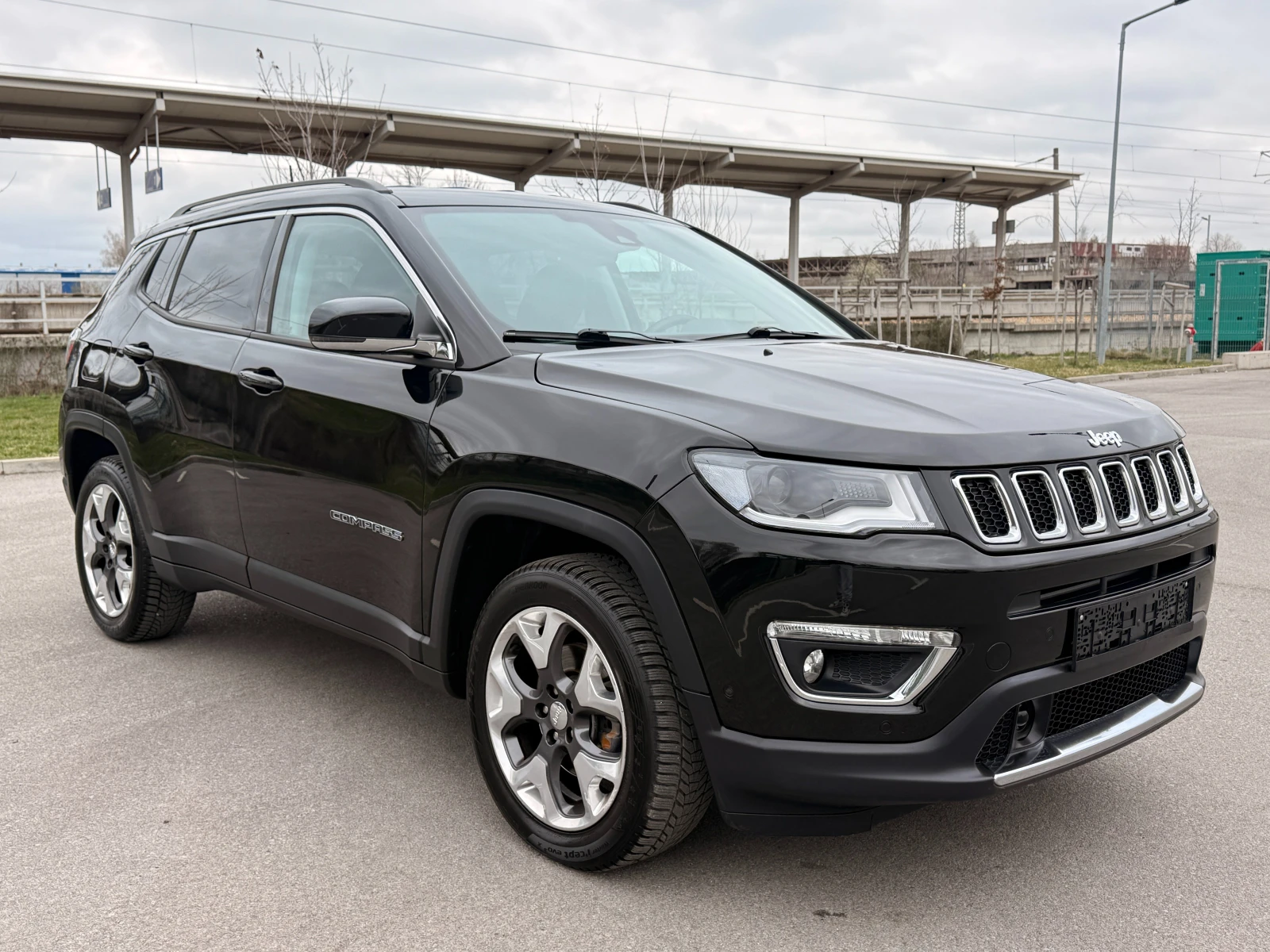 Jeep Compass 2.0M-JET* 4X4* 160000KM* FULL* , снимка 3 - Автомобили и джипове - 54039562