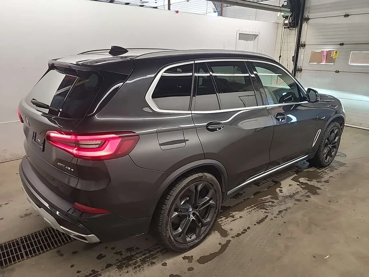 BMW X5 XDRIVE45E| HEAD-UP| PANO| AMBIENT| HARMAN KARDON, снимка 3 - Автомобили и джипове - 54310493