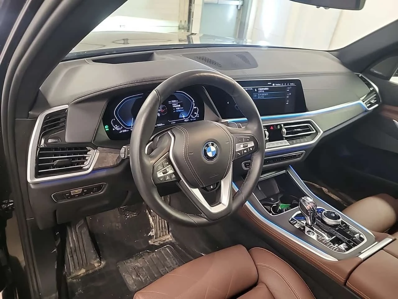 BMW X5 XDRIVE45E| HEAD-UP| PANO| AMBIENT| HARMAN KARDON, снимка 10 - Автомобили и джипове - 54310493