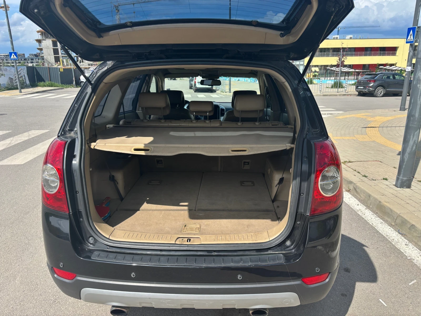Chevrolet Captiva, снимка 8 - Автомобили и джипове - 54496199
