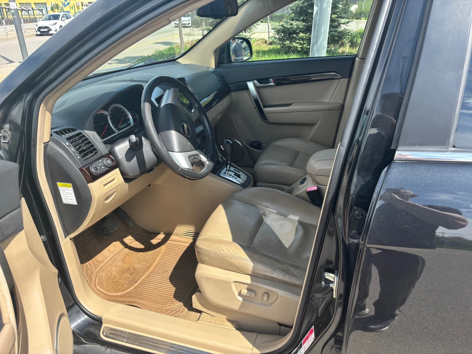 Chevrolet Captiva, снимка 9 - Автомобили и джипове - 54496199