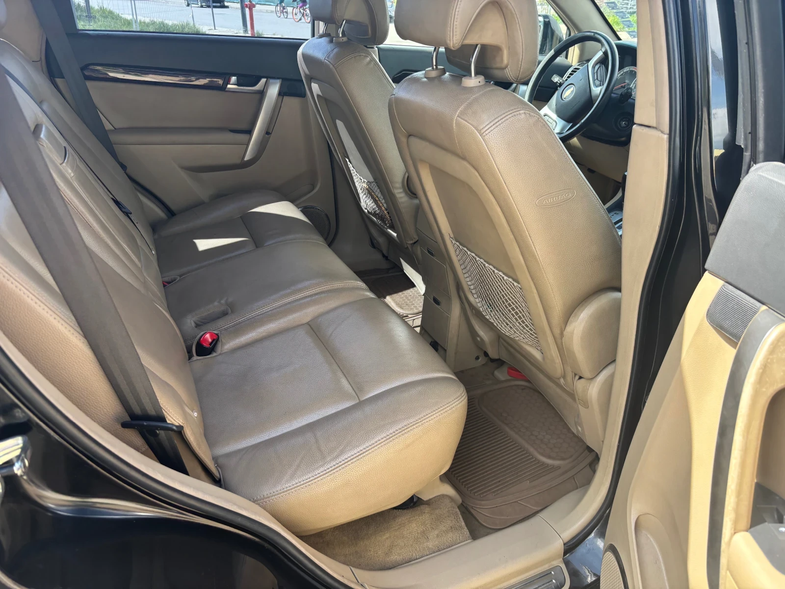 Chevrolet Captiva, снимка 12 - Автомобили и джипове - 54496199
