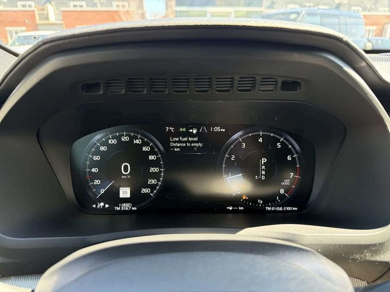 Volvo Xc90 * R Design * CARFAX * ���� �� �� | Mobile.bg � ����������� 9