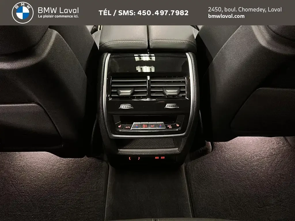 BMW X5 40i M Sport Pro / H/K / Масажи / Шито т. / Crystal, снимка 16 - Автомобили и джипове - 55058261