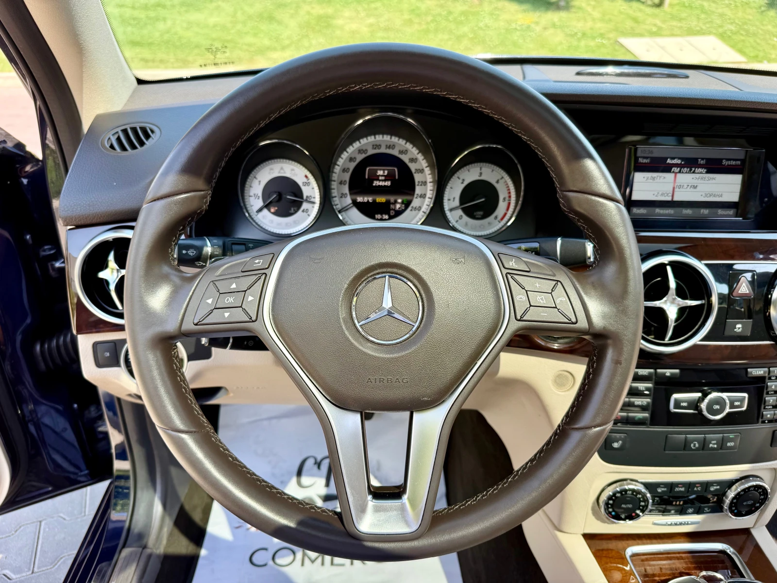 Mercedes-Benz GLK 350 CDI 4-MATIK LED/KOJA/PANORAMA, снимка 13 - Автомобили и джипове - 55531788