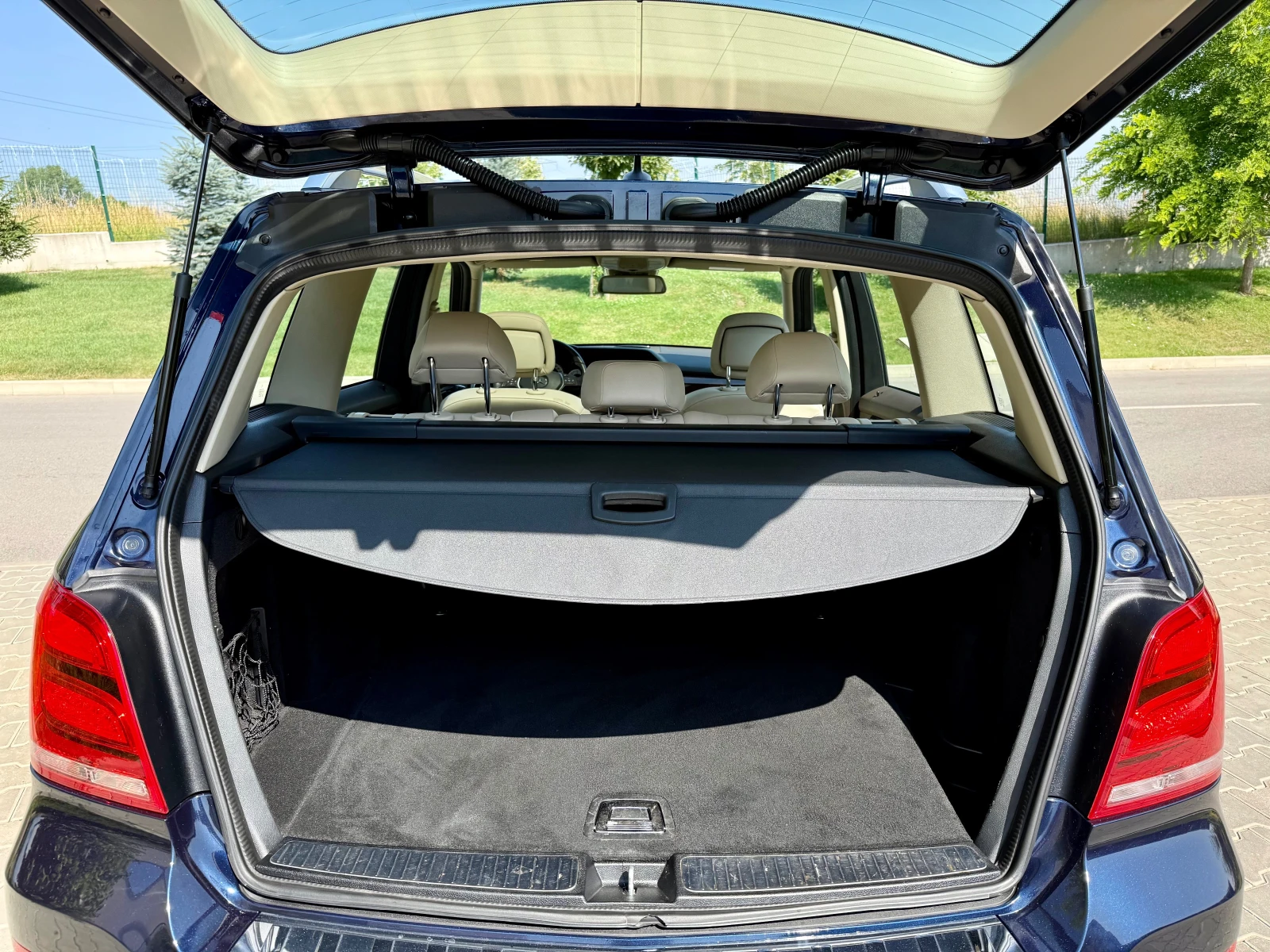 Mercedes-Benz GLK 350 CDI 4-MATIK LED/KOJA/PANORAMA, снимка 9 - Автомобили и джипове - 55531788