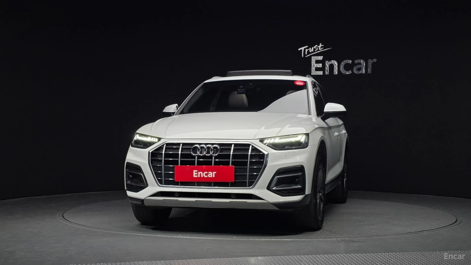 Audi Q5 45TFSI* QUATTRO* КОЖА* ПОДГРЕВ* ПАНОРАМА* КАМЕРА* , снимка 3 - Автомобили и джипове - 55533064