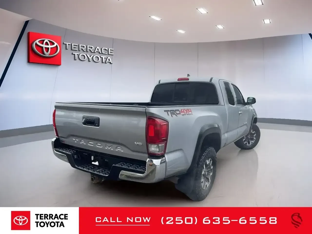 Toyota Tacoma TRD Off Road/4x4/V6/ОТ ПРЕДСТАВИТЕЛСТВО, снимка 5 - Автомобили и джипове - 56151137