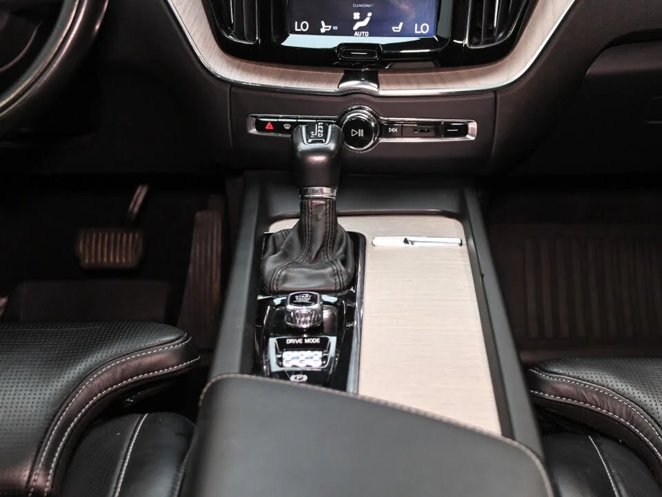 Volvo XC60 T6 INSCRIPTION* DISTRONIC* ��������* 360* ������ � | Mobile.bg � ����������� 15