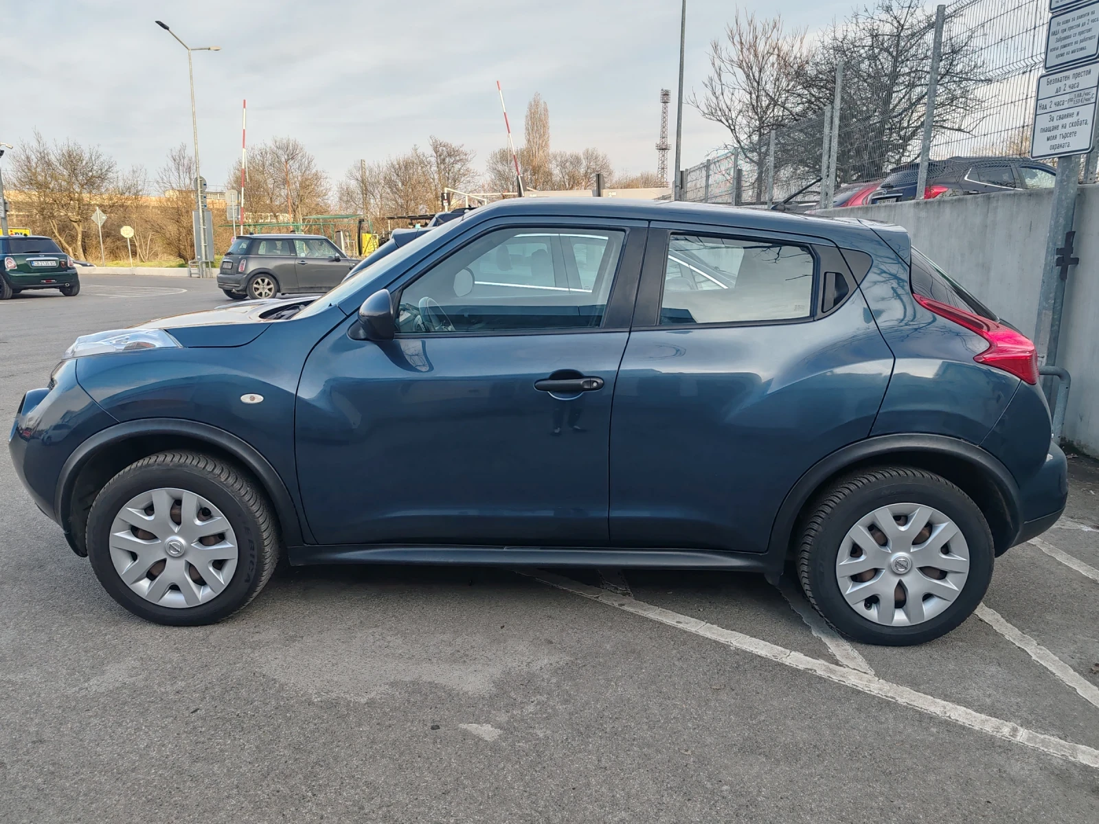 Nissan Juke, снимка 9 - Автомобили и джипове - 56319375