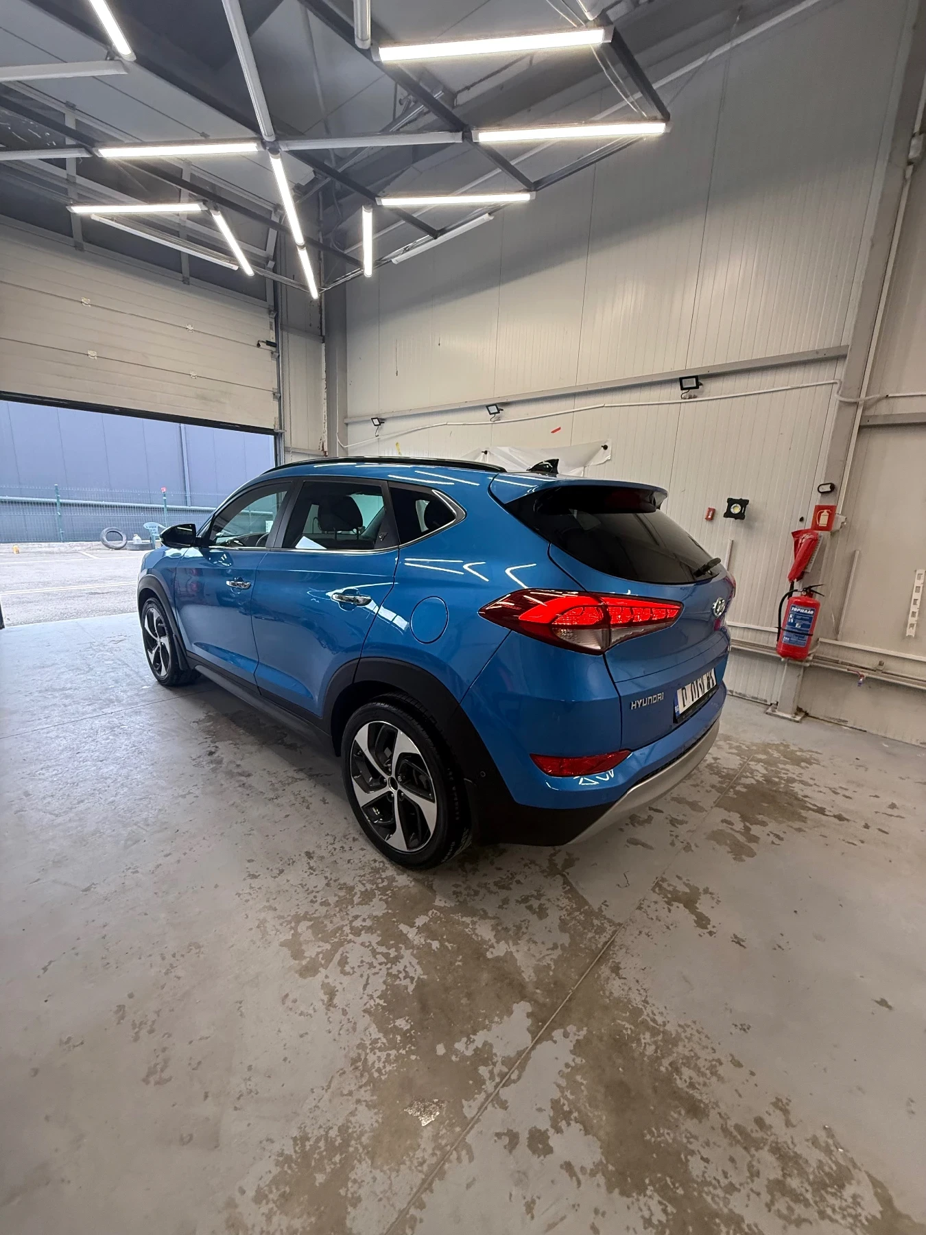 Hyundai Tucson 2.0GT, снимка 2 - Автомобили и джипове - 56746420