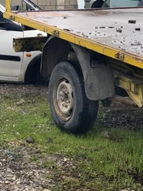 Mercedes-Benz 307 2.4, снимка 3