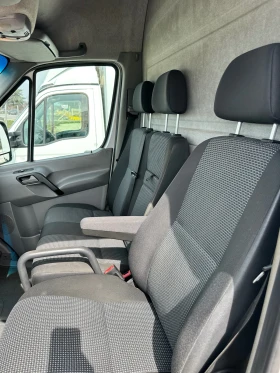 Mercedes-Benz Sprinter 319 V6 3.0 MAXI Aut. Klima, снимка 11