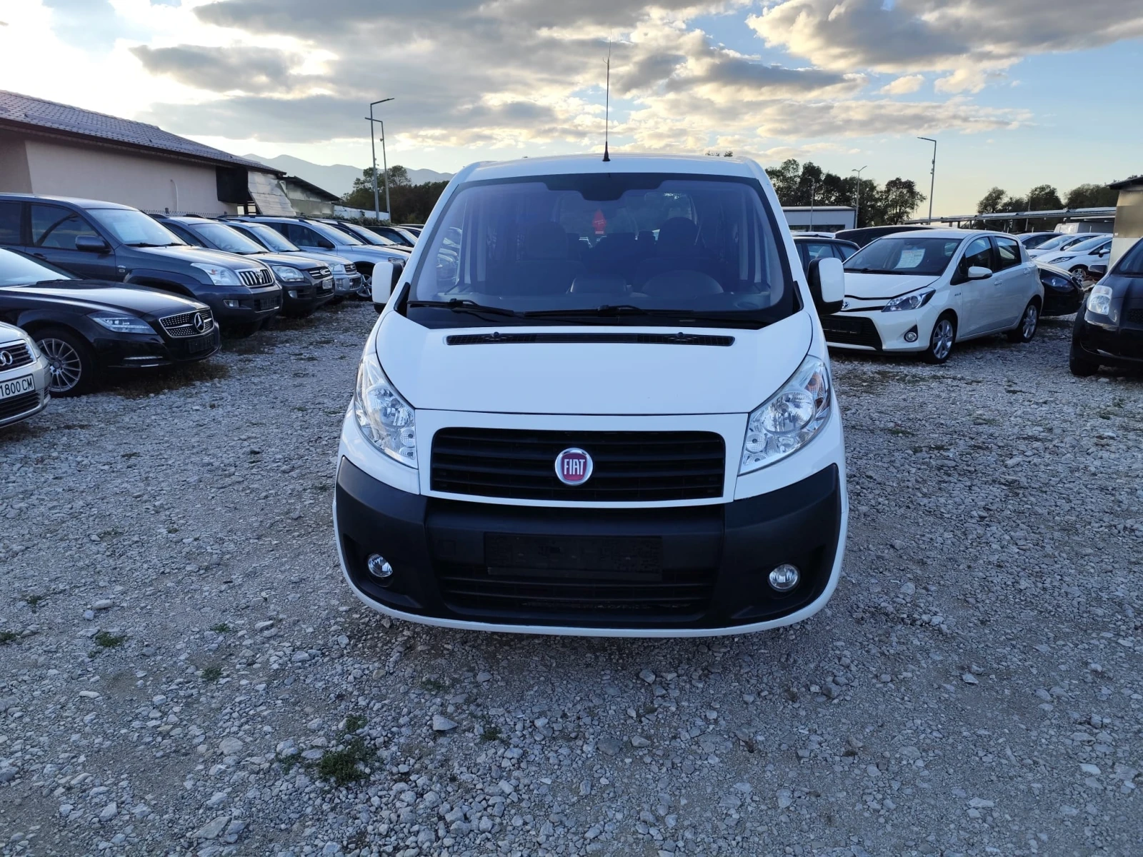 Fiat Scudo 2.0 дизел Италия - изображение 2