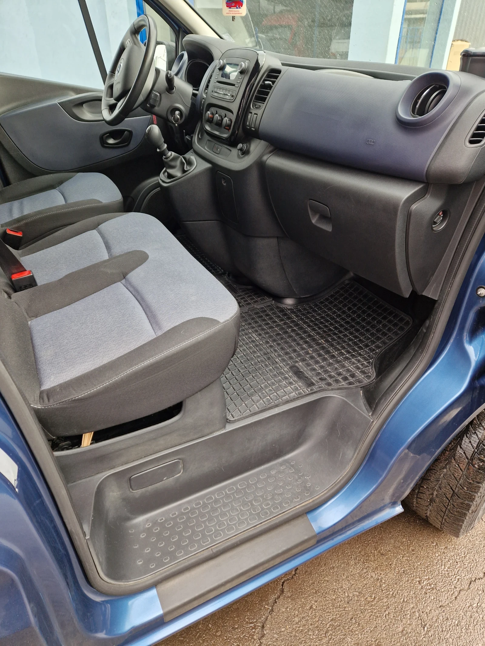 Opel Vivaro  - изображение 7