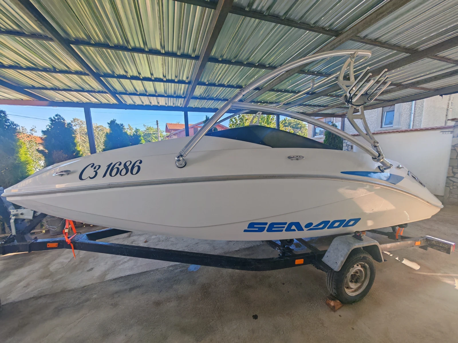 Моторна яхта Bombardier Sea Doo Challanger 215 SC, снимка 6 - Воден транспорт - 54459009