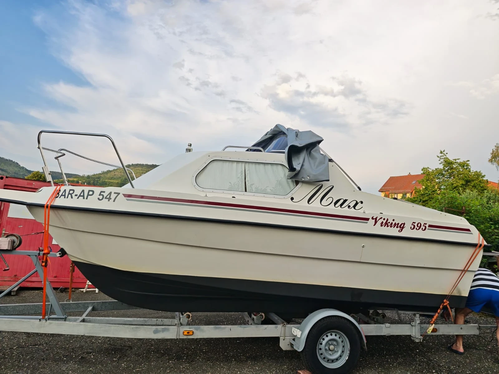 Моторна яхта Viking Viking 595, снимка 9 - Воден транспорт - 55606850
