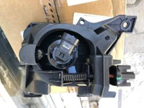 Оригинален халоген Dodge Ram 2014- 68104820AC , снимка 3