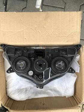 Фар SUZUKI GSX-R K8, снимка 2