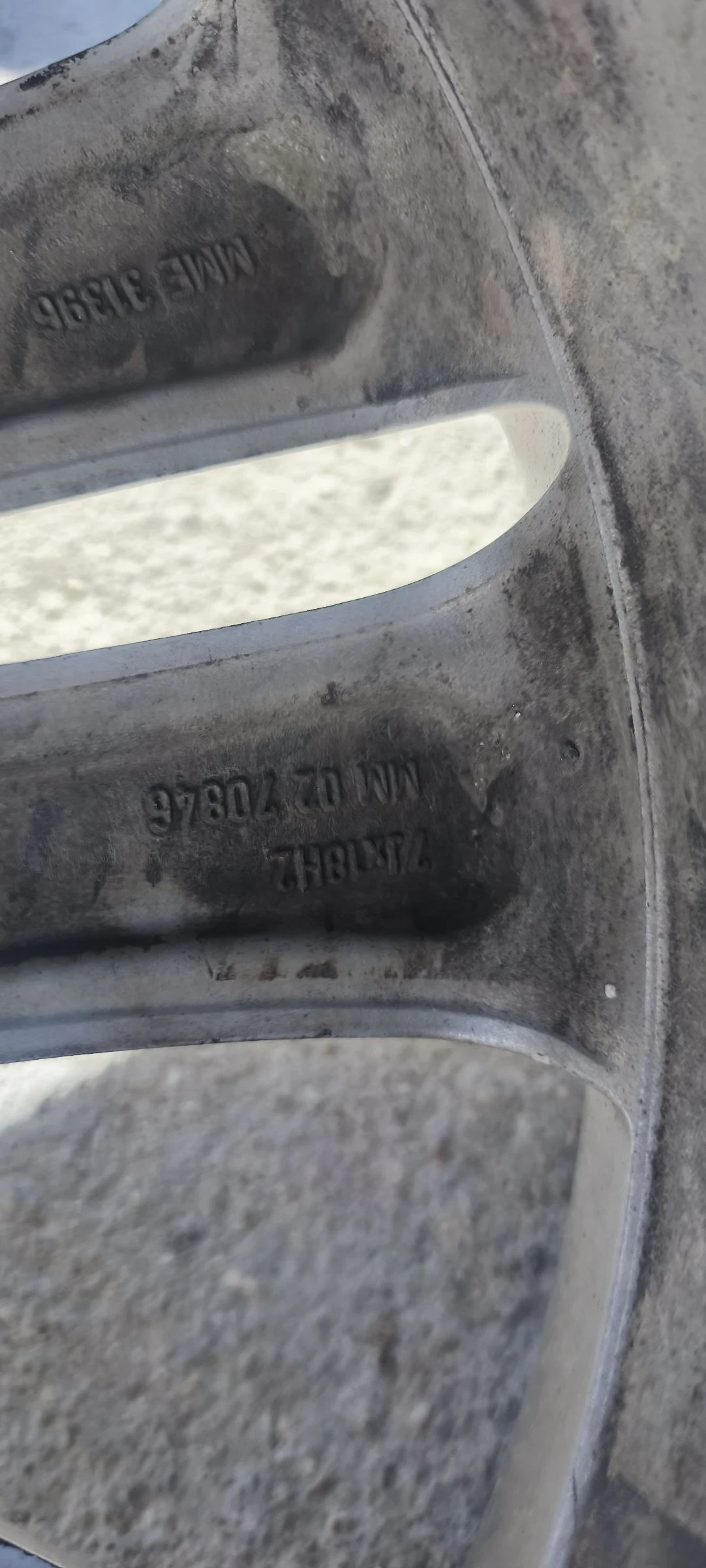 Гуми с джанти Други 235/45R18, снимка 9 - Гуми и джанти - 54242930