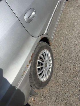 Kia Carens 2.0 D, снимка 8