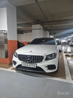 Mercedes-Benz E 300, снимка 1