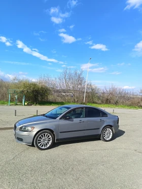 Volvo S40 2.4i - 3000 € / 5867.49 лв. - 50087840 2