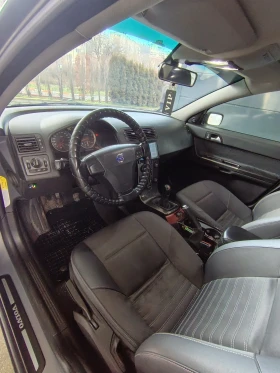 Volvo S40 2.4i, снимка 6 - Автомобили и джипове - 53157895
