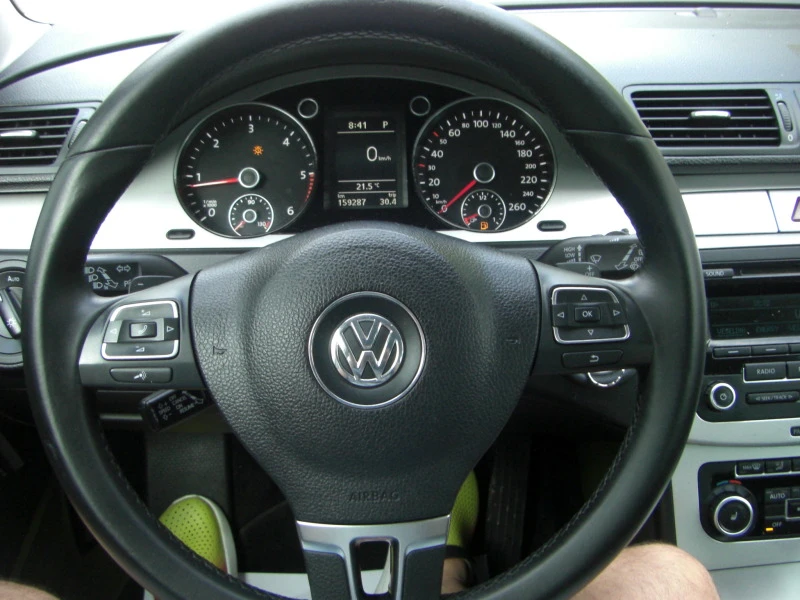 VW Passat 2.0TDI AVTOMATIK, снимка 11 - Автомобили и джипове - 46375630