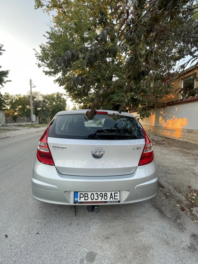 Hyundai I30 1.4, снимка 4 - Автомобили и джипове - 46735318