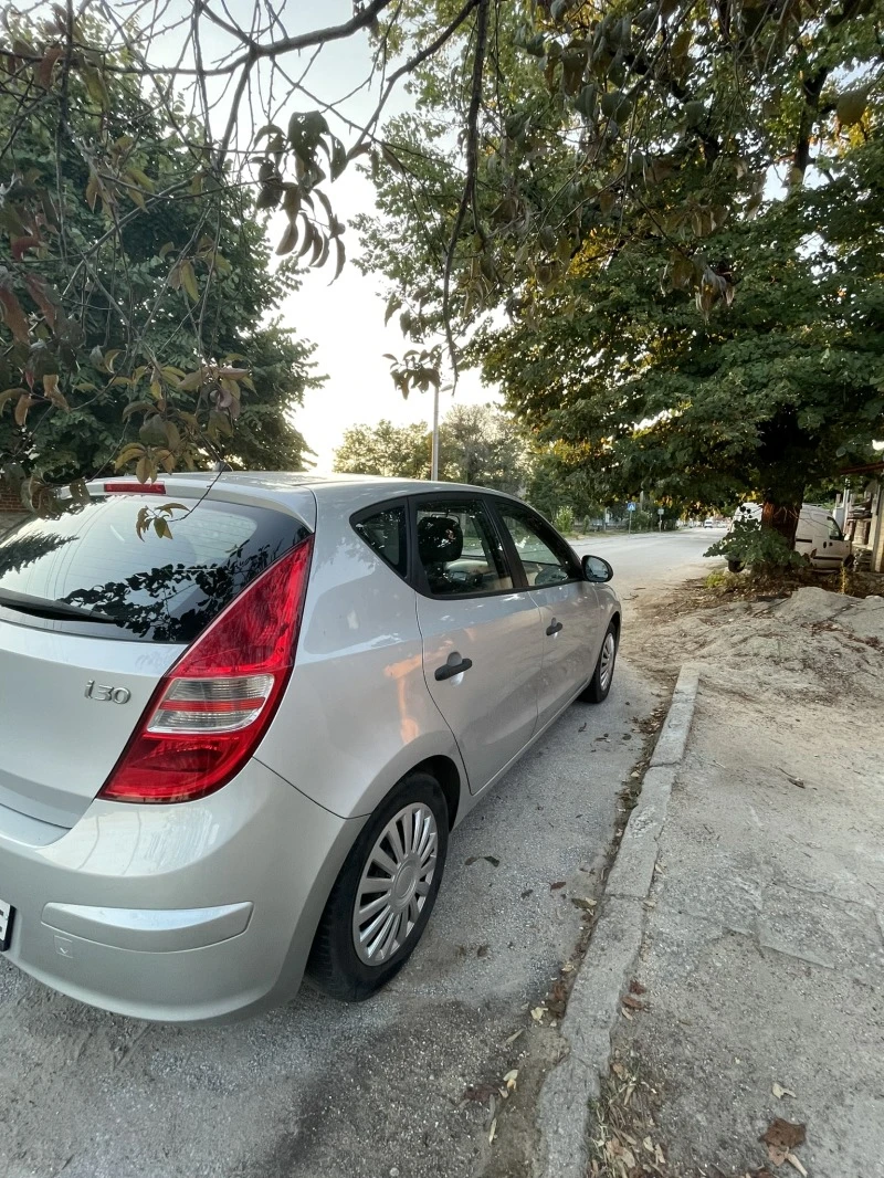 Hyundai I30 1.4, снимка 5 - Автомобили и джипове - 46735318