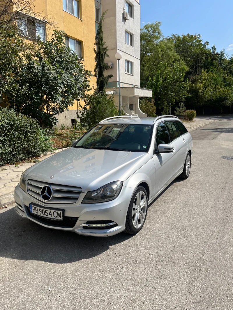 Mercedes-Benz C 220 Avantgarde, снимка 1 - Автомобили и джипове - 47249098