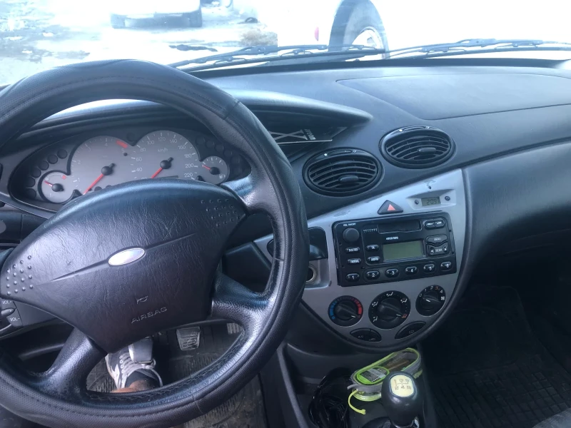 Ford Focus 1.9 tdci, снимка 4 - Автомобили и джипове - 47499574