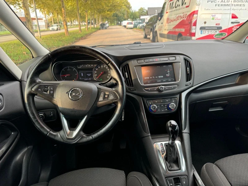 Opel Zafira 2.0 CDTI, снимка 12 - Автомобили и джипове - 47547982