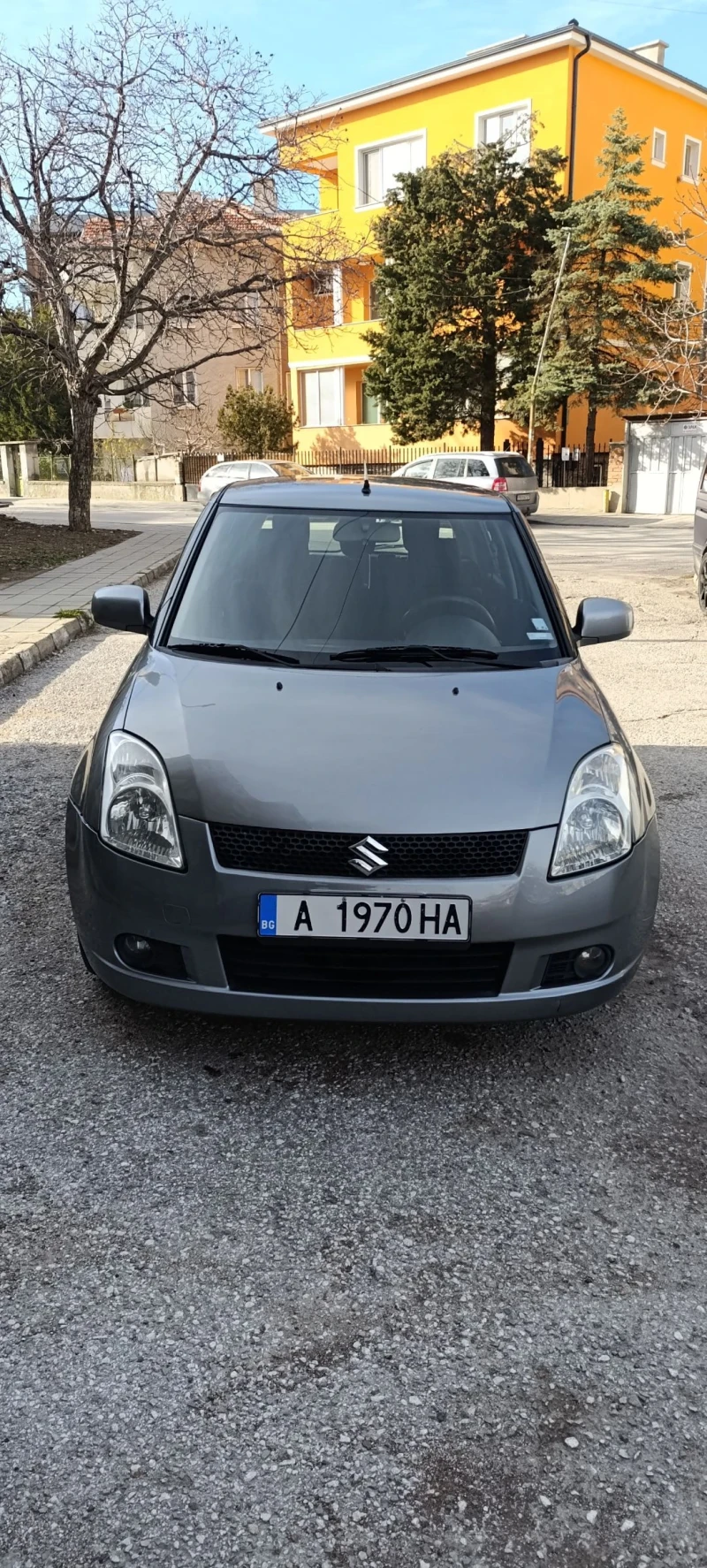 Suzuki Swift 1.3i, снимка 1 - Автомобили и джипове - 48536563