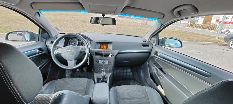 Opel Astra GTC 1.6 ГАЗ \ Преглед, снимка 6 - Автомобили и джипове - 49324637