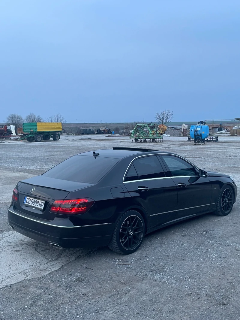 Mercedes-Benz E 350, снимка 3 - Автомобили и джипове - 49528372