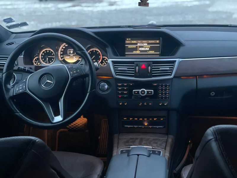 Mercedes-Benz E 350, снимка 4 - Автомобили и джипове - 49528372