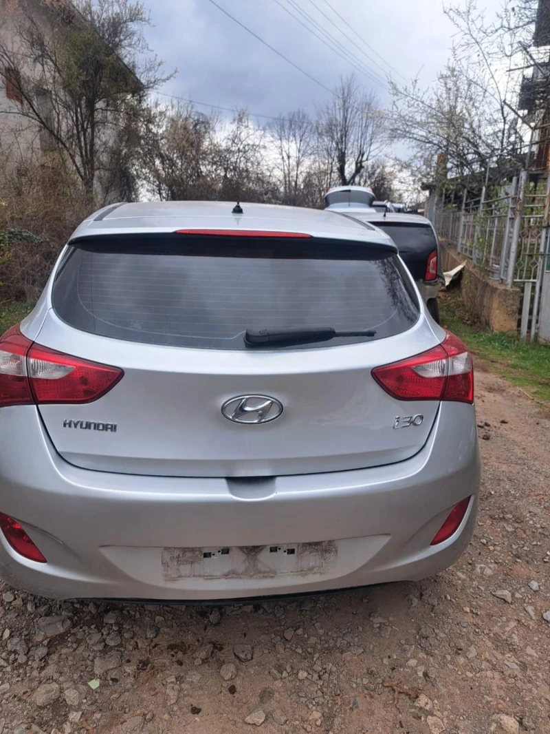 Hyundai I30, снимка 11 - Автомобили и джипове - 52659482