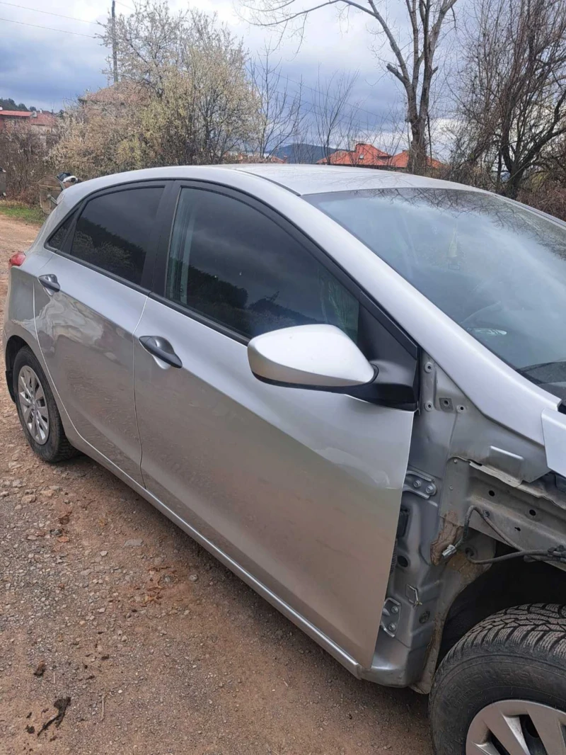 Hyundai I30, снимка 4 - Автомобили и джипове - 52659482