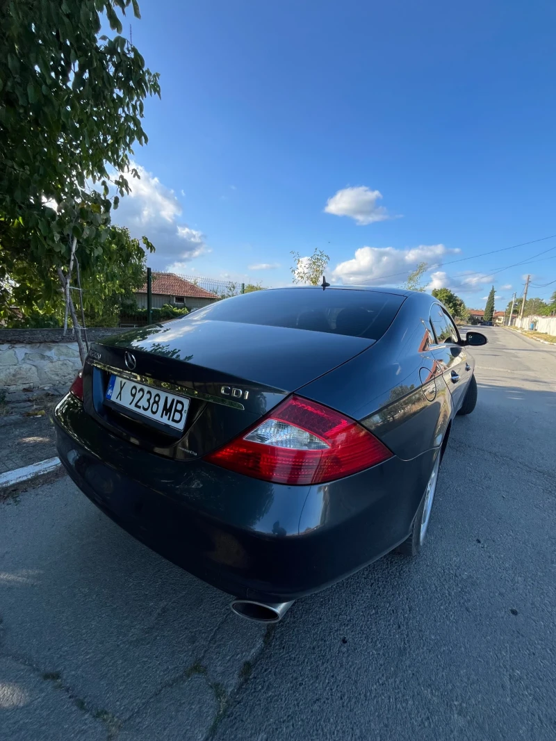 Mercedes-Benz CLS 320, снимка 12 - Автомобили и джипове - 51703894