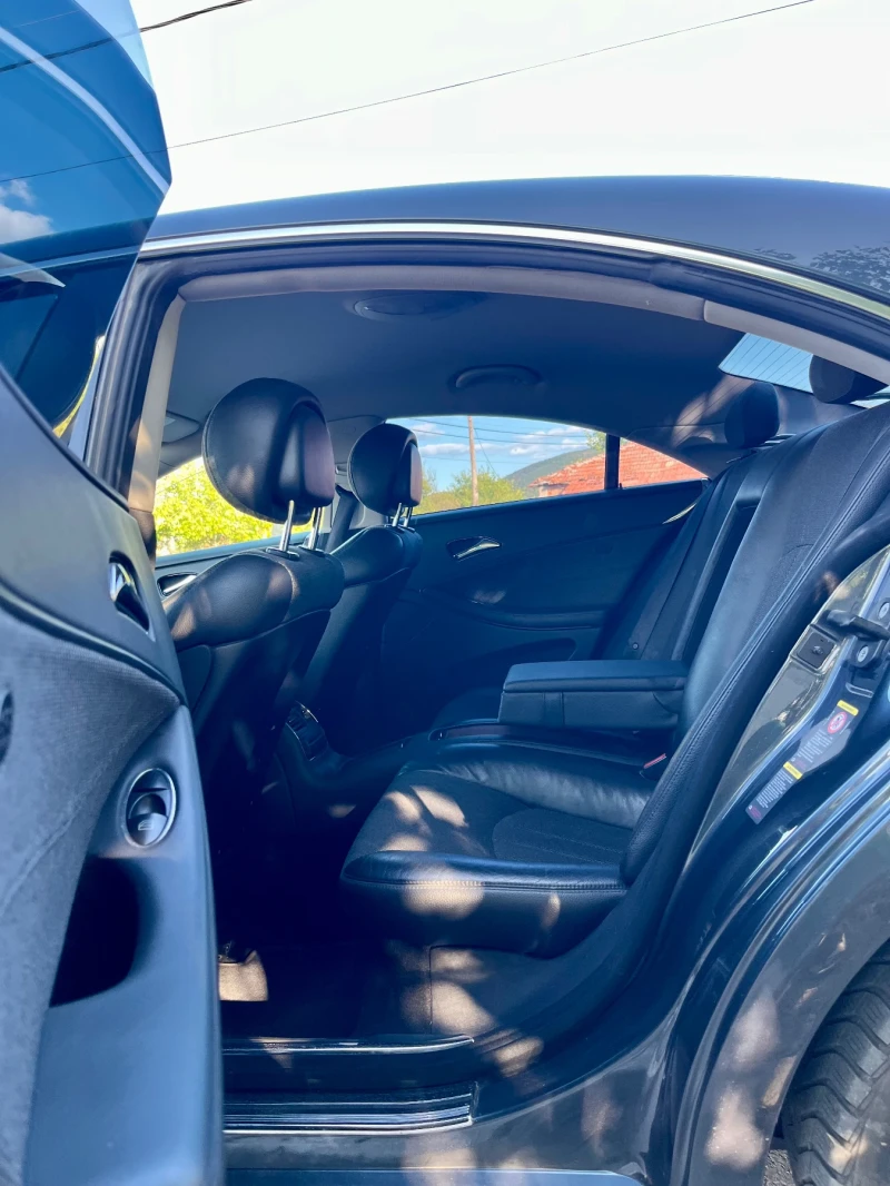 Mercedes-Benz CLS 320, снимка 10 - Автомобили и джипове - 51703894