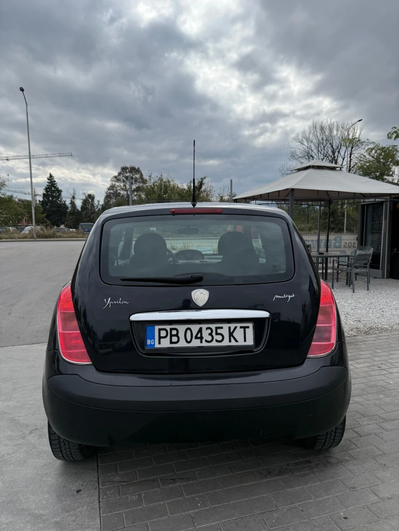 Lancia Ypsilon 1.3 M-Jet, снимка 4 - Автомобили и джипове - 52051810