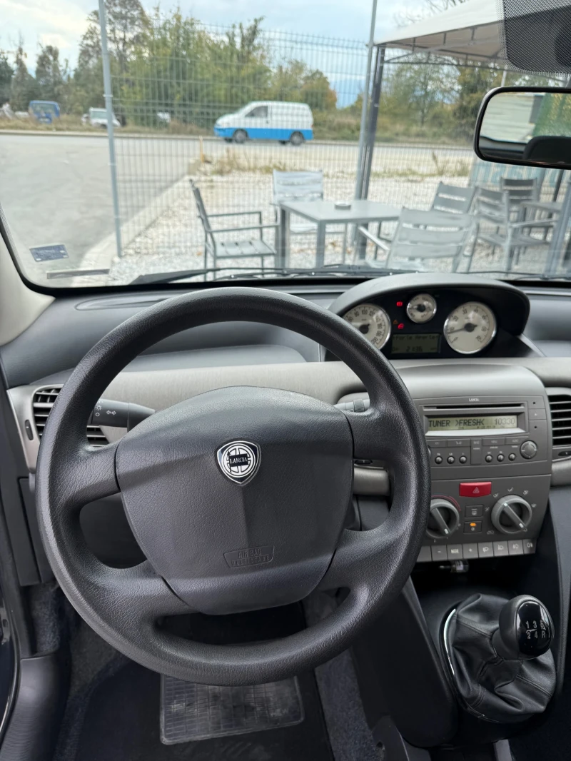 Lancia Ypsilon 1.3 M-Jet, снимка 6 - Автомобили и джипове - 52051810