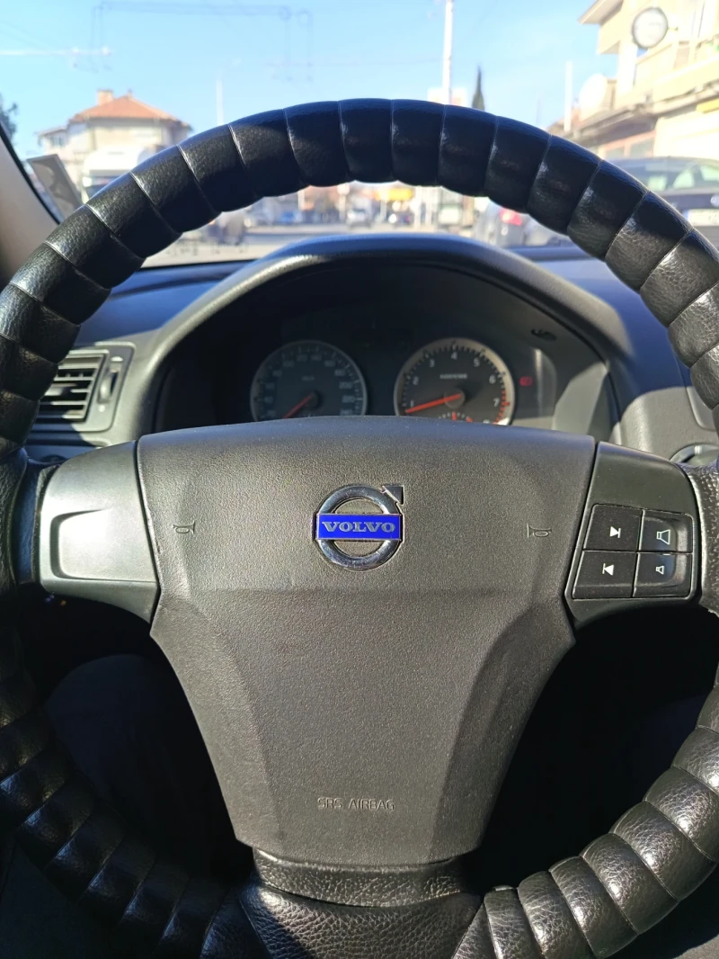 Volvo S40 2.4i, снимка 11 - Автомобили и джипове - 53157895