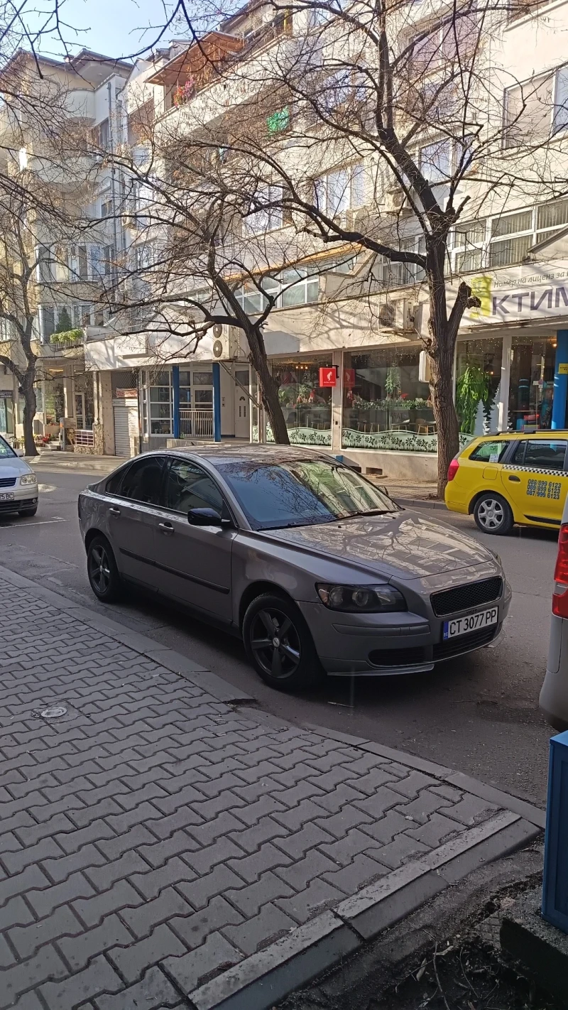 Volvo S40 2.4i, снимка 2 - Автомобили и джипове - 53095090