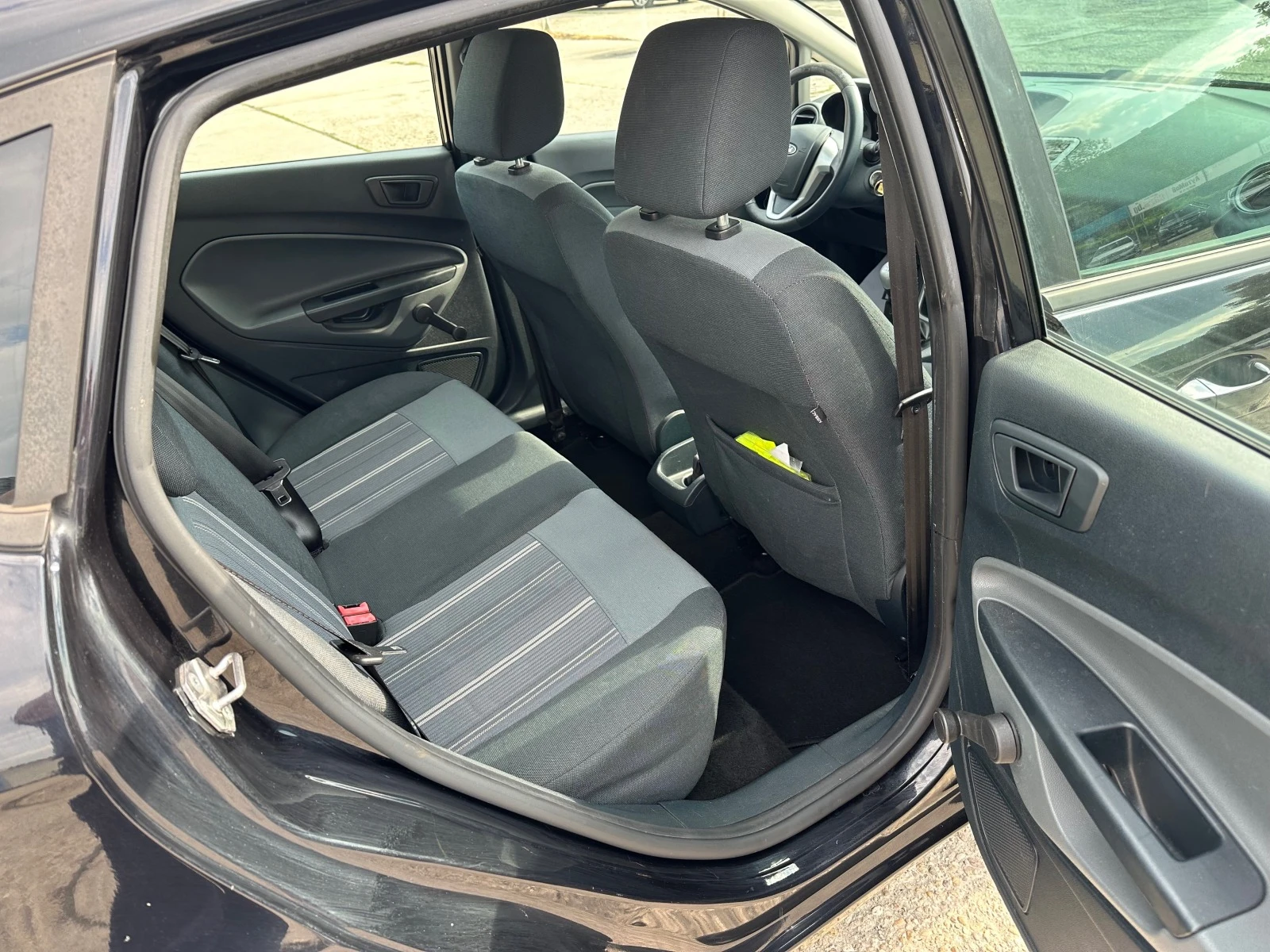Ford Fiesta 1.4 16v АГУ | Mobile.bg — изображение 14
