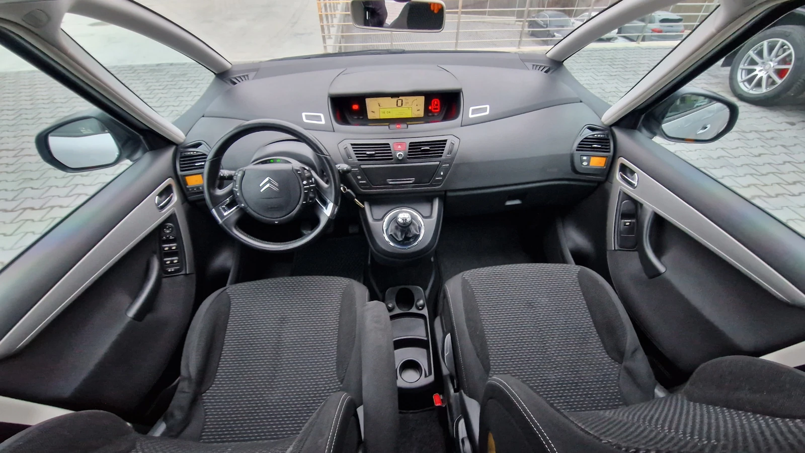 Citroen C4 Picasso  | Mobile.bg   13