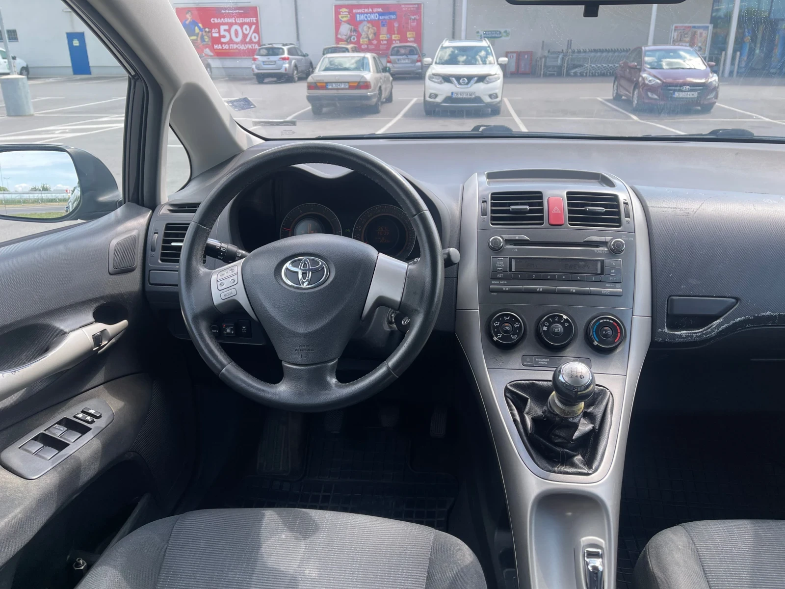 Toyota Auris 1.6i ГАЗ КЛИМА 4ВРАТИ РЕГИСТР И ОБСЛУЖЕН НОВИ ГУМИ - изображение 10